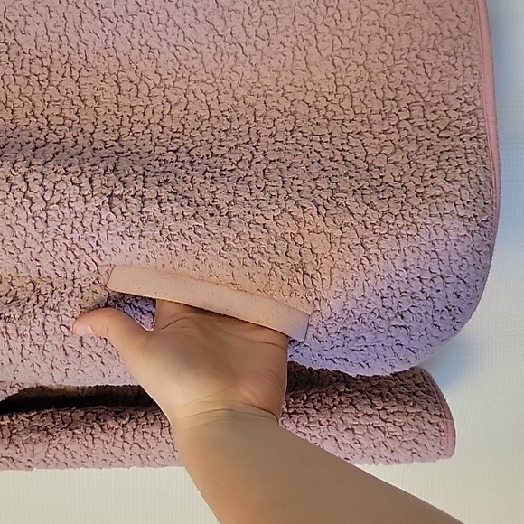 Teddy Zip Sweater - Picture 4 of 7